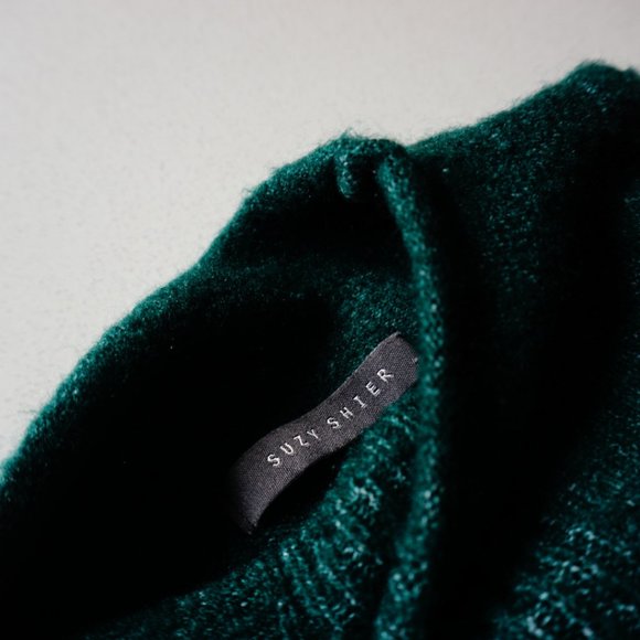 Suzy Shier Green Mock Neck Sweater - Picture 4 of 9
